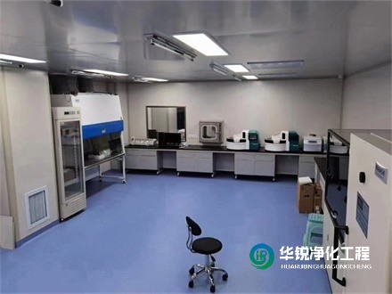 在檢驗(yàn)科裝修時(shí)，如何確保施工質(zhì)量和進(jìn)度？